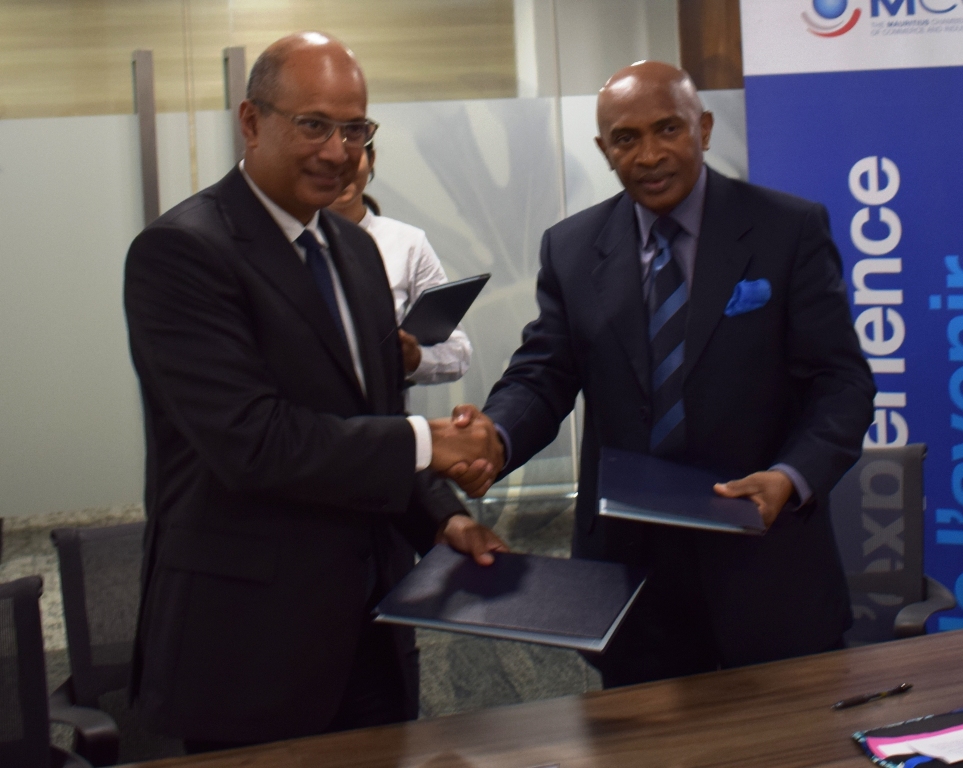 Signature d’une convention entre la MCCI et la Chambre de Commerce et d’Industrie de Mayotte dans le domaine de la formation