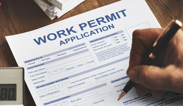 Work permission allow in during confinement times in view of